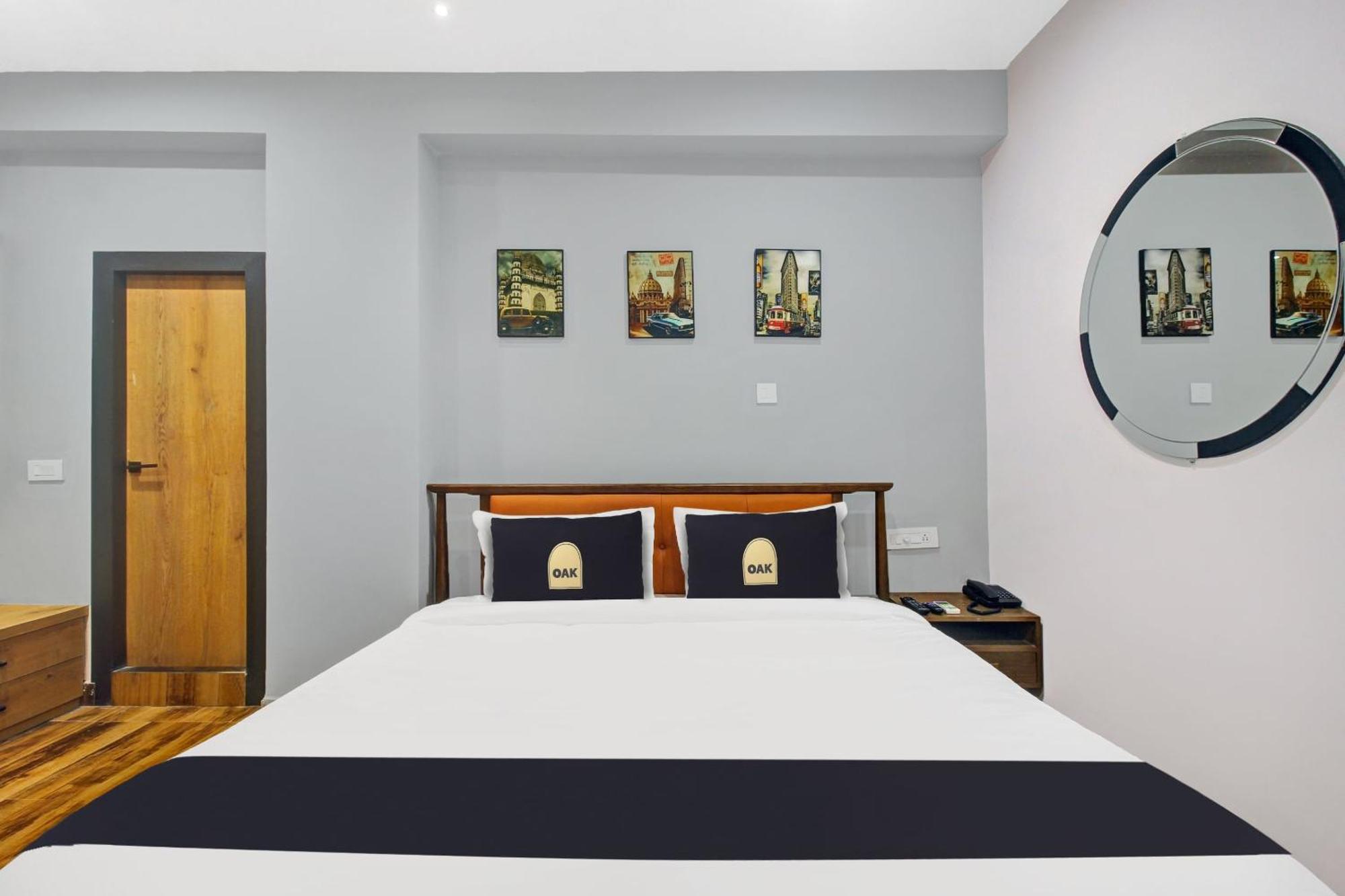היידראבד Super Townhouse Oak Hitec City Near Image Hospital מראה חיצוני תמונה