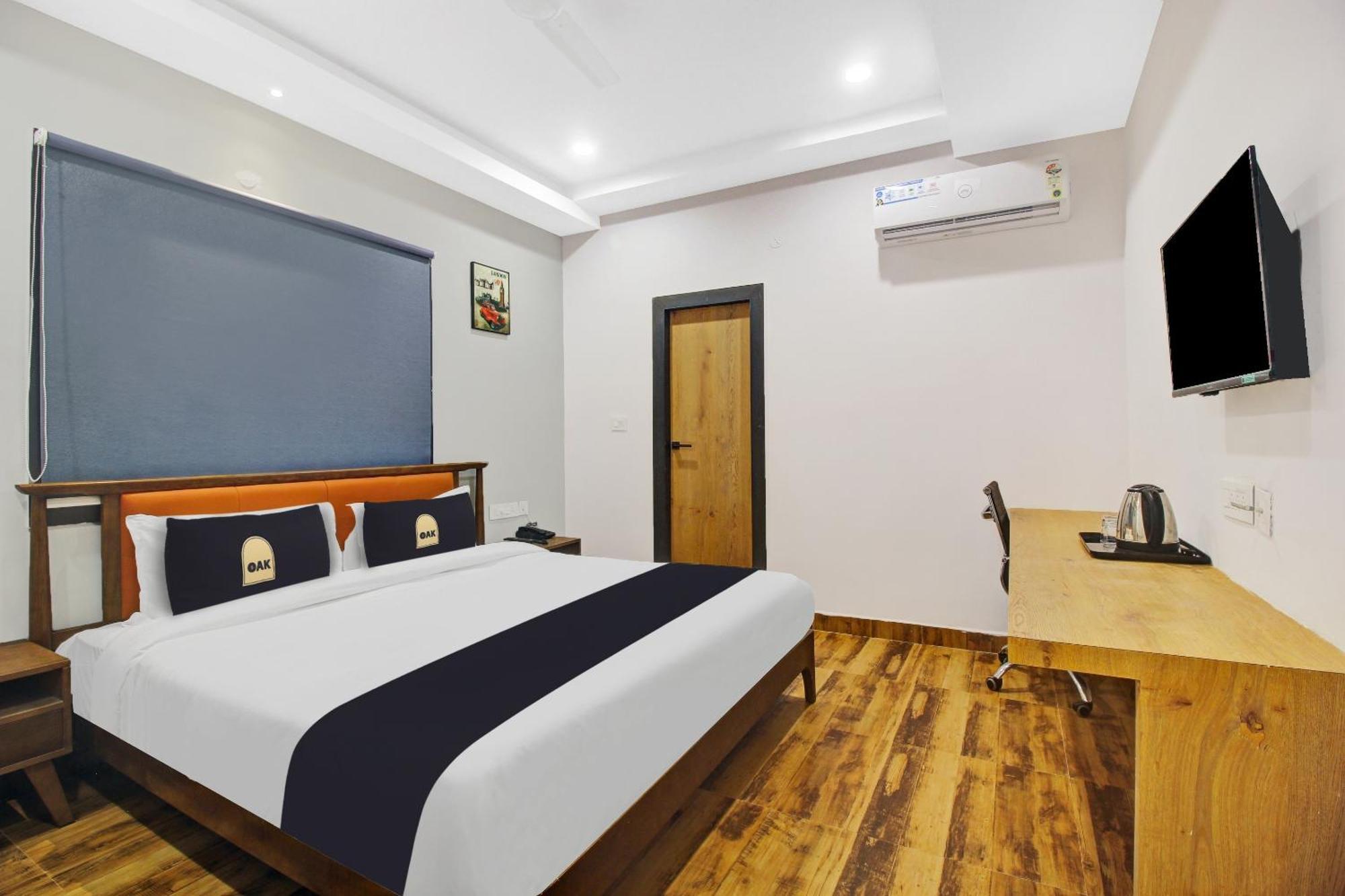 היידראבד Super Townhouse Oak Hitec City Near Image Hospital מראה חיצוני תמונה
