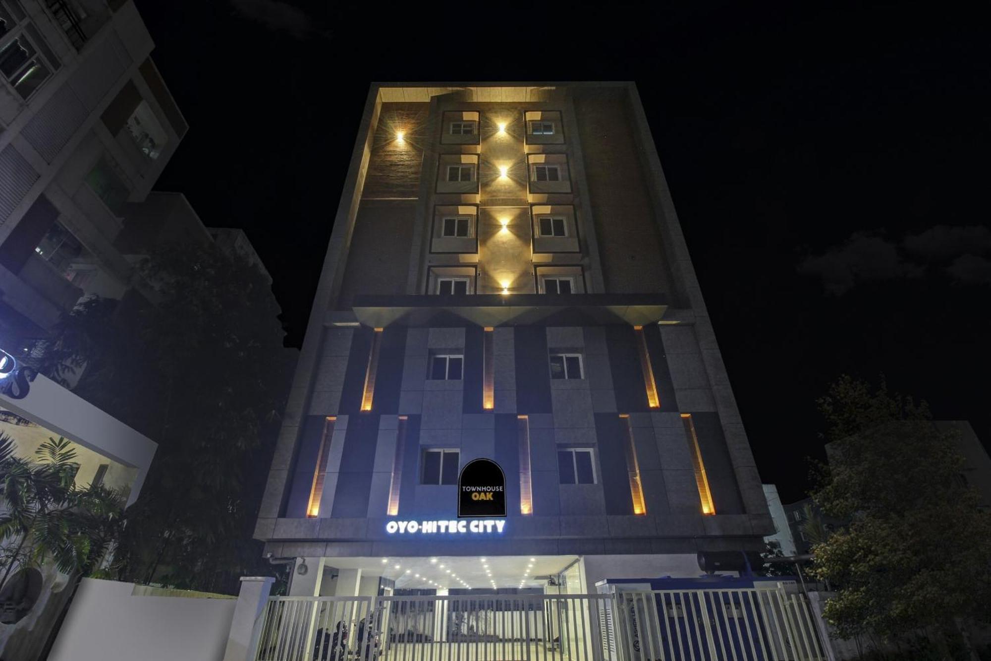 היידראבד Super Townhouse Oak Hitec City Near Image Hospital מראה חיצוני תמונה